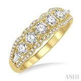 3/4 ctw Baguette and Round Cut Diamond Fashion Ring in 14K Yellow Gold