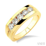 1.00 ctw Round Cut Diamond Men's Ring in 14K Yellow Gold