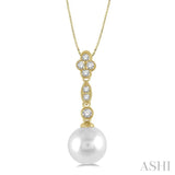 8MM Pearl and 1/6 ctw Floral Dangler Round Cut Diamond Pendant With Chain in 14K Yellow Gold